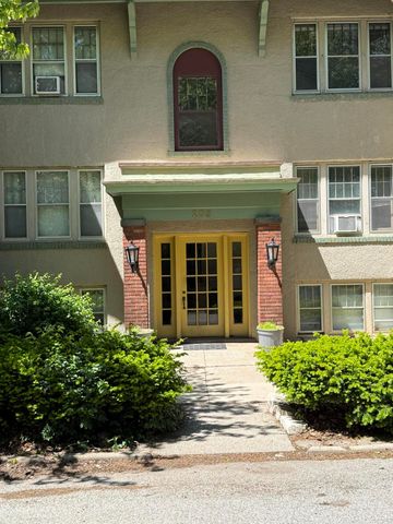 205 Michigan Avenue, Valparaiso, IN 46383