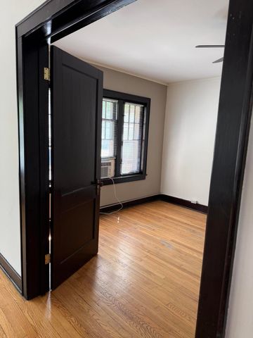 205 Michigan Avenue, Valparaiso, IN 46383