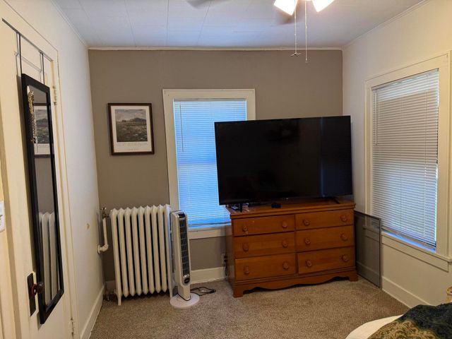 205 Michigan Avenue, Valparaiso, IN 46383