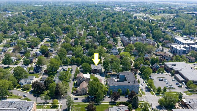 205 Michigan Avenue, Valparaiso, IN 46383