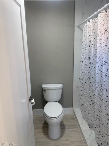 6491 Royal Woods DR, Fort Myers, FL 33908