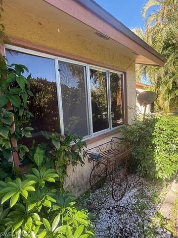 6491 Royal Woods DR, Fort Myers, FL 33908