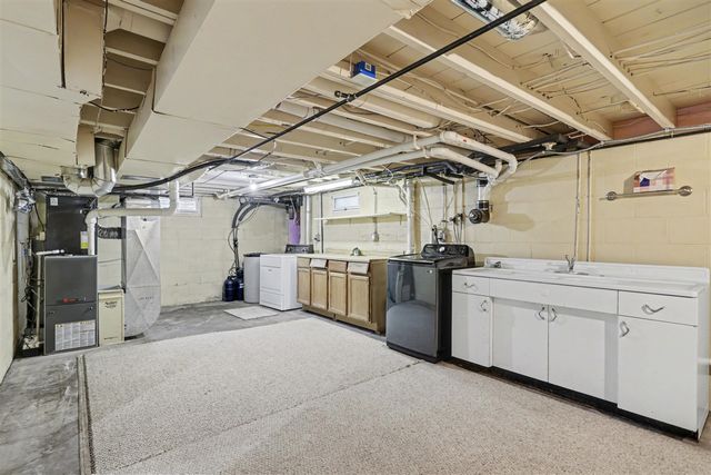 8861 E Main Street, Galesburg, MI 49053