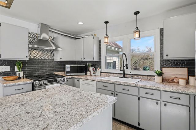 8861 E Main Street, Galesburg, MI 49053