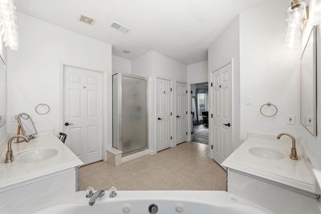 67 Terraglen Drive, The Woodlands, TX 77382