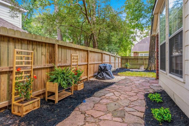 67 Terraglen Drive, The Woodlands, TX 77382