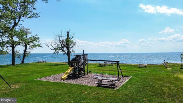 107 CHESTNUT RD, Stevensville, MD 21666
