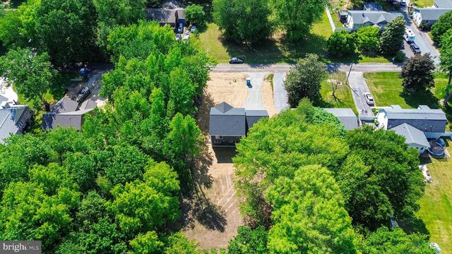 107 CHESTNUT RD, Stevensville, MD 21666