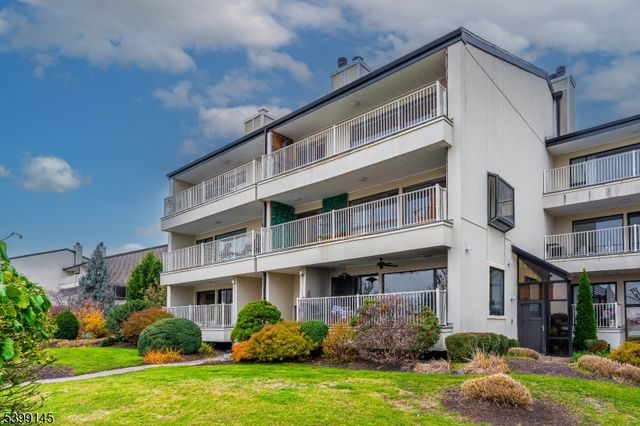 1225 River Rd 7D, Edgewater Boro, NJ 07020