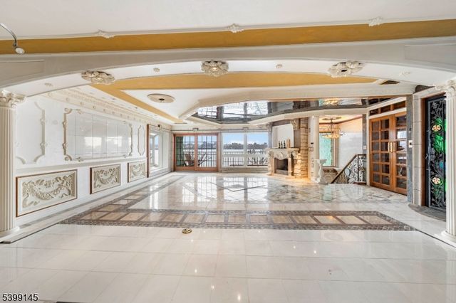 1225 River Rd 7D, Edgewater Boro, NJ 07020
