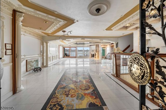 1225 River Rd 7D, Edgewater Boro, NJ 07020