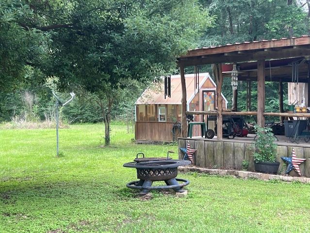 12099 Lakeside Drive, Conroe, TX 77303