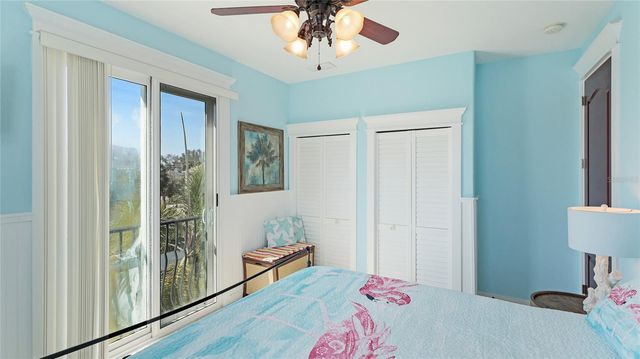 4101 4TH AVENUE, Holmes Beach, FL 34217