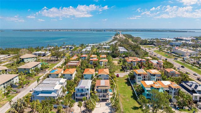 4101 4TH AVENUE, Holmes Beach, FL 34217