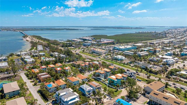 4101 4TH AVENUE, Holmes Beach, FL 34217