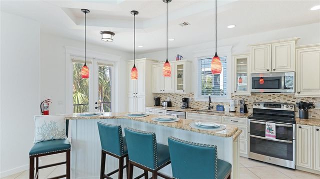 4101 4TH AVENUE, Holmes Beach, FL 34217