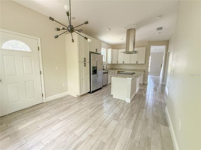 217 S EAST STREET, Leesburg, FL 34748