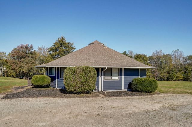 237 Daisy Lane, Lampe, MO 65681