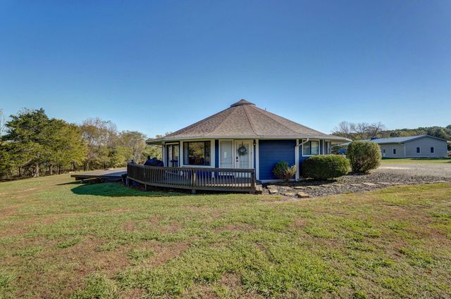 237 Daisy Lane, Lampe, MO 65681