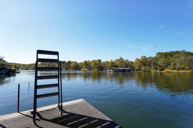 237 Daisy Lane, Lampe, MO 65681