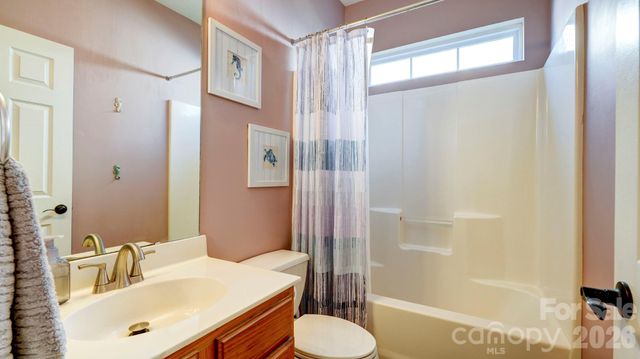 8423 Meadowcreek Village Drive, Locust, NC 28097