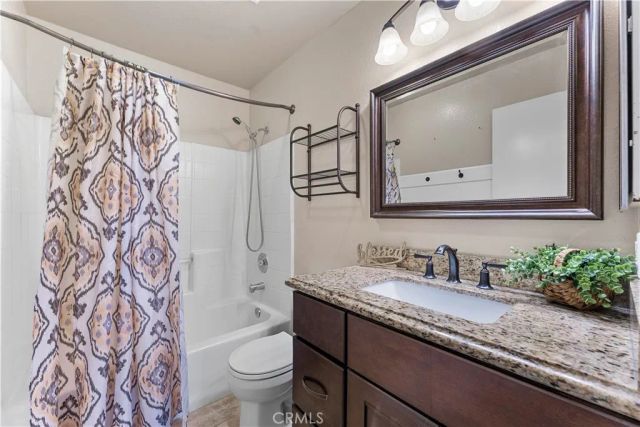 3703 Garnet Ave, Rosamond, CA 93560