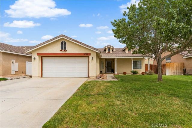 3703 Garnet Ave, Rosamond, CA 93560