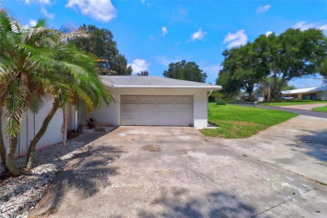 54 LAKE LINK CIRCLE SE, Winter Haven, FL 33884