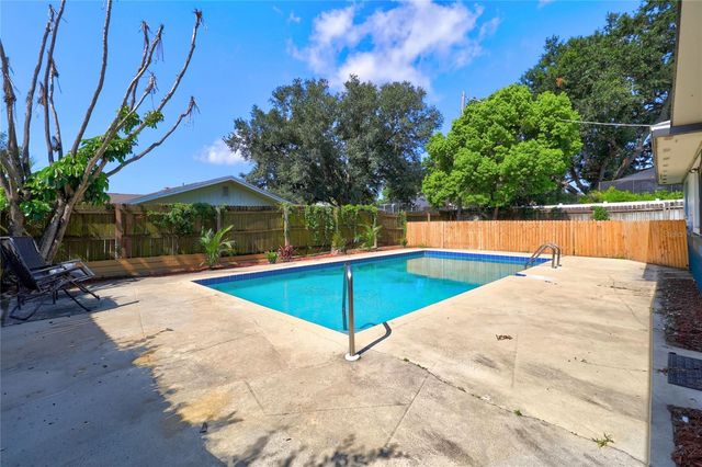 54 LAKE LINK CIRCLE SE, Winter Haven, FL 33884