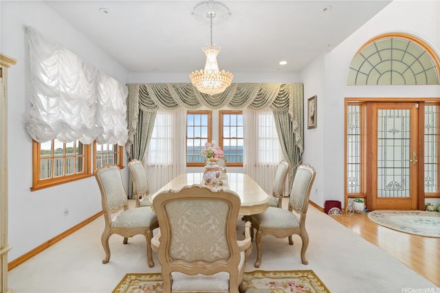 399 Puuikena Drive, Honolulu, HI 96821