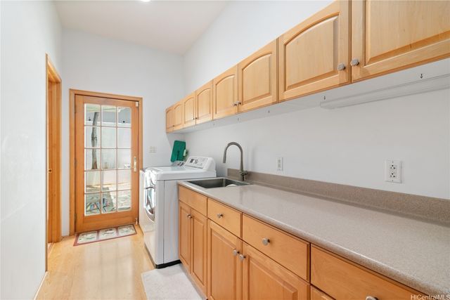 399 Puuikena Drive, Honolulu, HI 96821