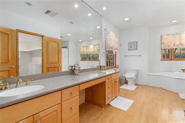 399 Puuikena Drive, Honolulu, HI 96821