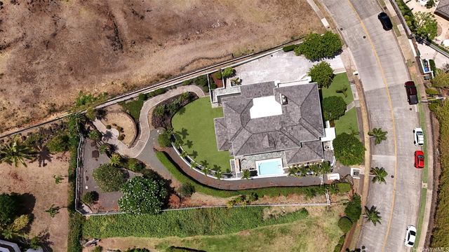399 Puuikena Drive, Honolulu, HI 96821