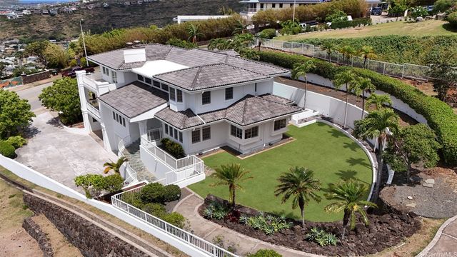399 Puuikena Drive, Honolulu, HI 96821