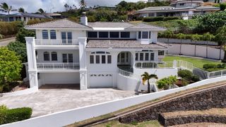 399 Puuikena Drive, Honolulu, HI 96821