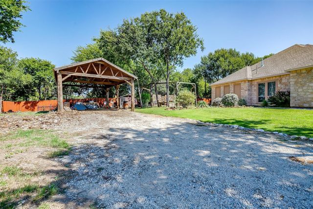 305 Mansfield Cardinal Road, Kennedale, TX 76060
