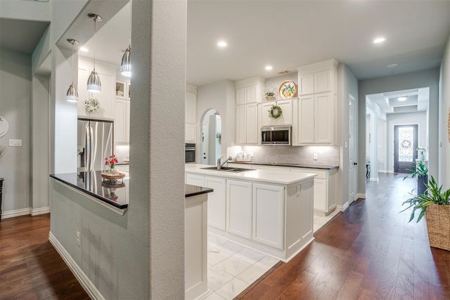 305 Mansfield Cardinal Road, Kennedale, TX 76060