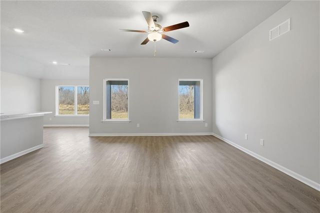 501 SE Nelson Drive, Blue Springs, MO 64014