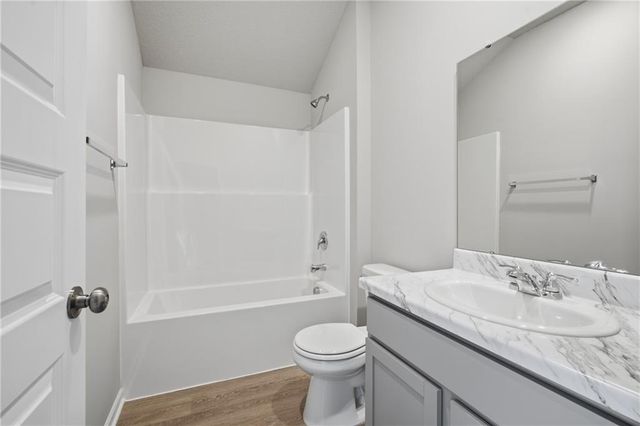 501 SE Nelson Drive, Blue Springs, MO 64014