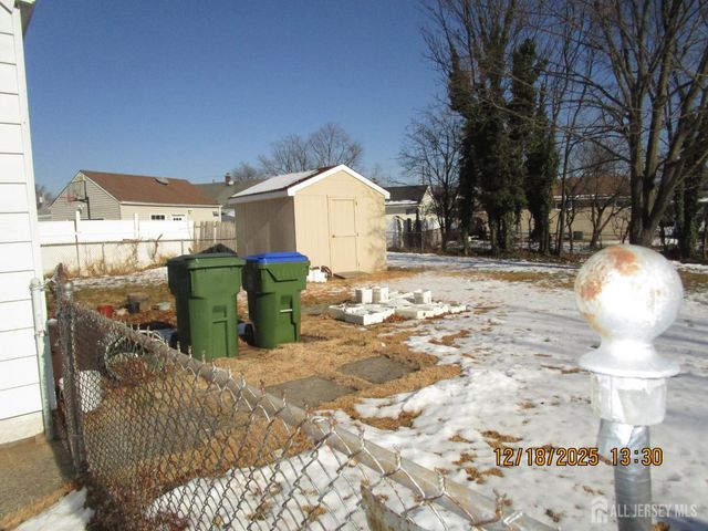 25 Hull Drive, Edison, NJ 08817