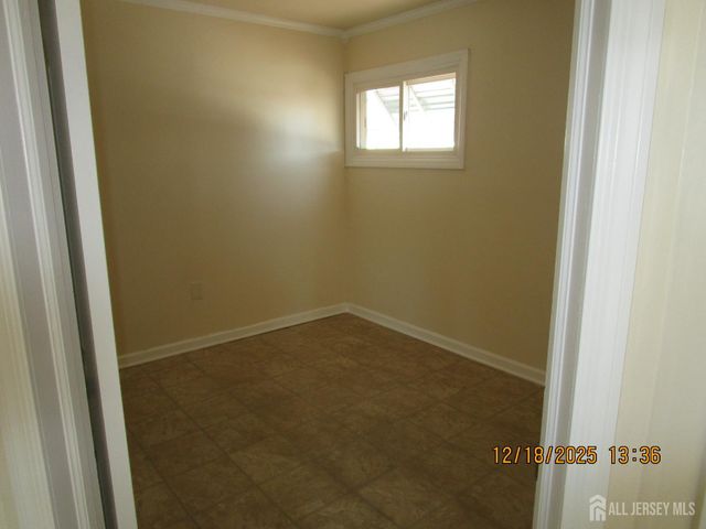 25 Hull Drive, Edison, NJ 08817