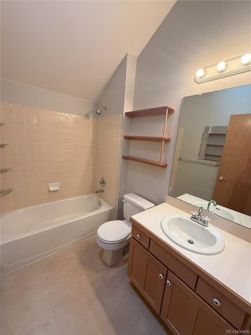 4750 W 37th Avenue 17, Denver, CO 80212