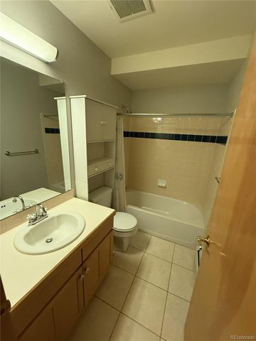 4750 W 37th Avenue 17, Denver, CO 80212