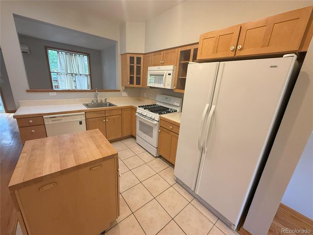 4750 W 37th Avenue 17, Denver, CO 80212