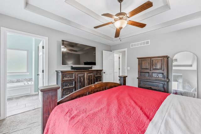 8525 W Candlewood Ct, Wichita, KS 67205
