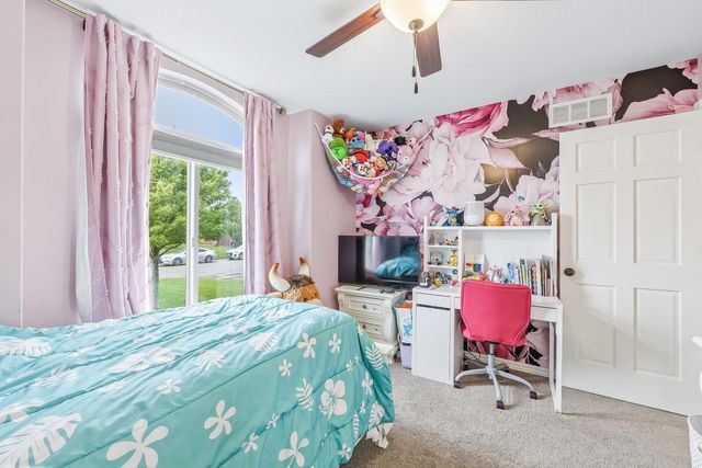 8525 W Candlewood Ct, Wichita, KS 67205
