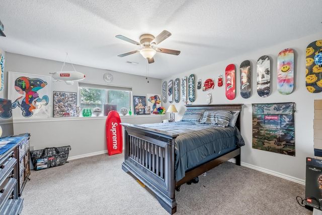 8525 W Candlewood Ct, Wichita, KS 67205