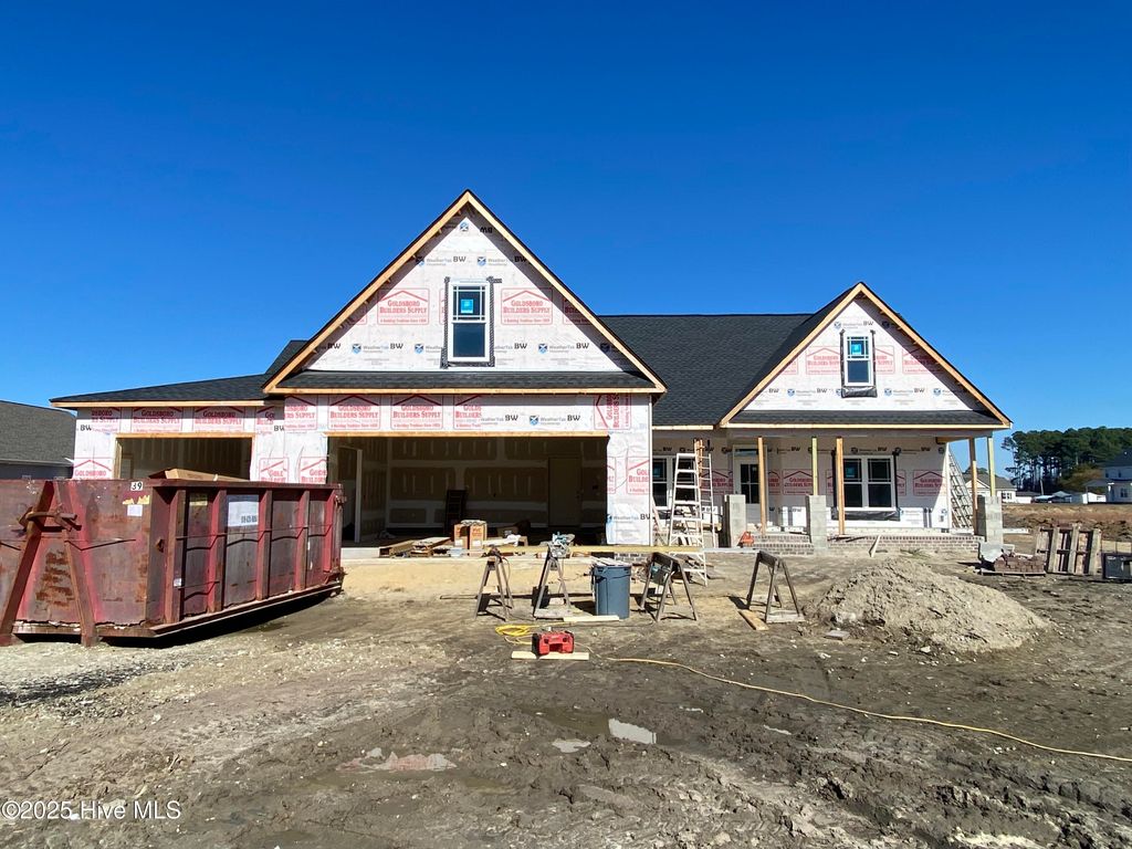 205 Rae Drive, Pikeville, NC 27863