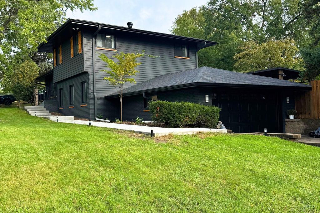 1100 Pierce Terrace NE, Columbia Heights, MN 55421 — photo 2