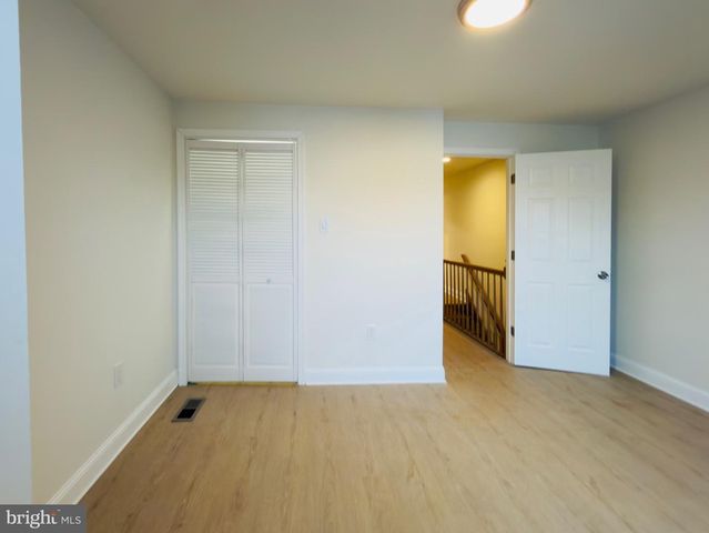 2546 S 9TH ST, Philadelphia, PA 19148